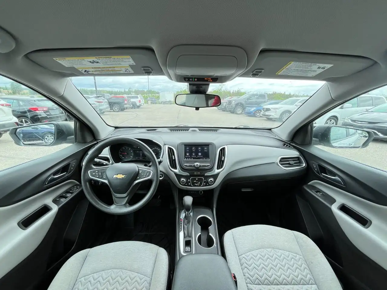 Chevrolet Equinox снимка Chevrolet Equinox