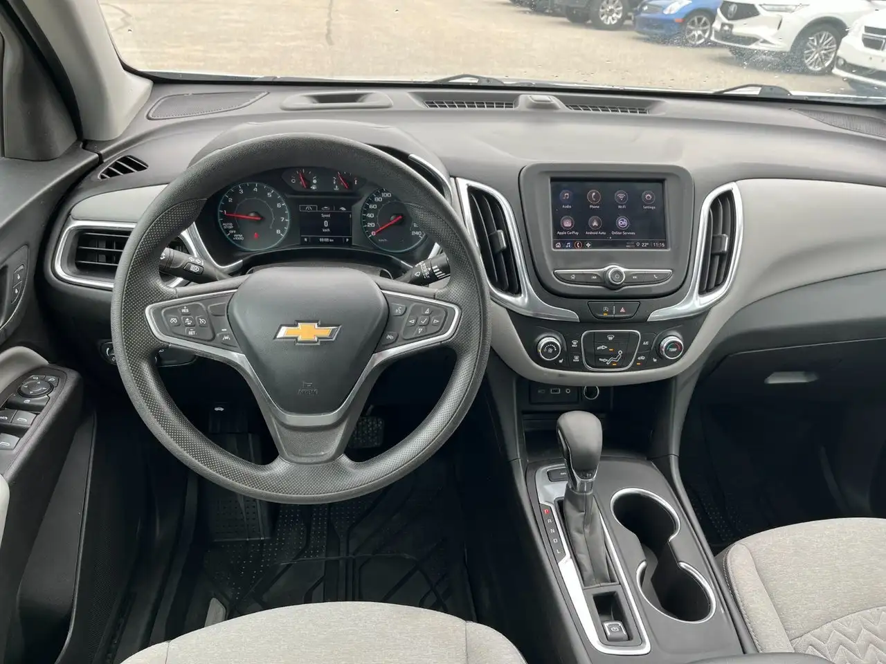 Chevrolet Equinox снимка Chevrolet Equinox