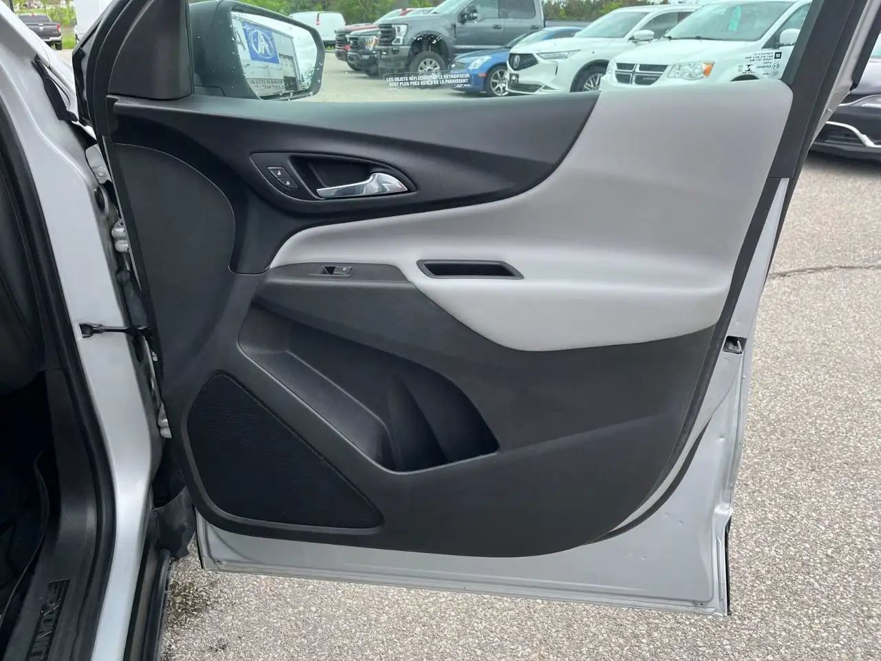 Chevrolet Equinox снимка Chevrolet Equinox