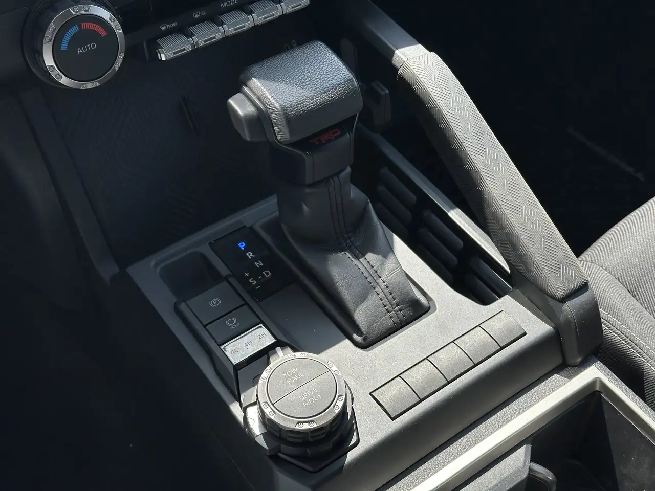 Toyota Tacoma снимка Toyota Tacoma
