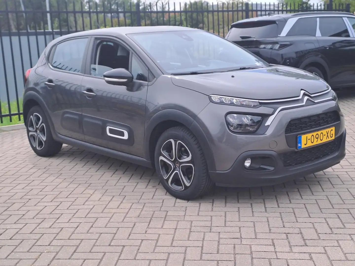 Citroen C3 1.2 Feel | Climate control | Apple Carplay/Android Grau - 2