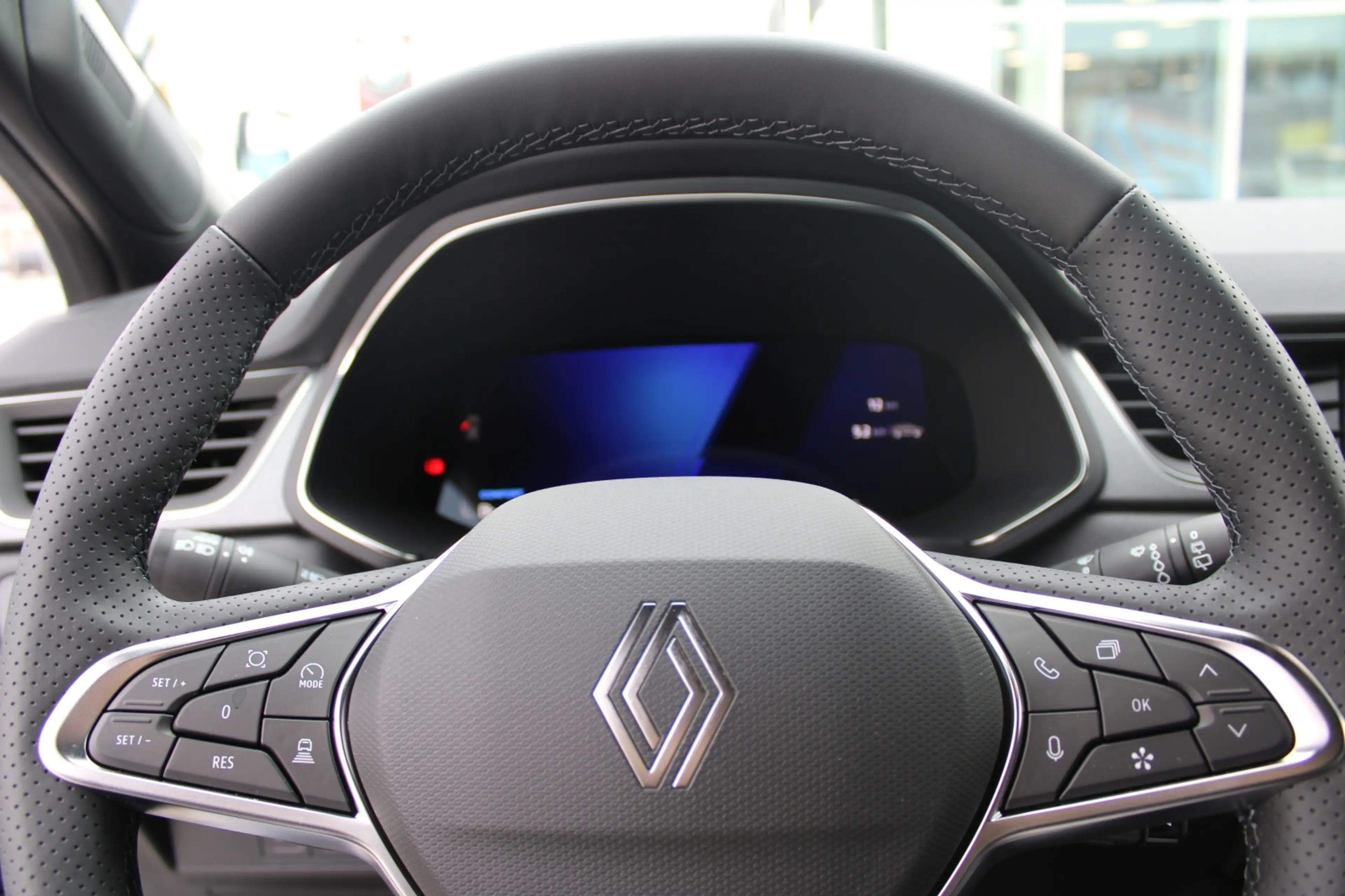 Renault Symbioz Symbioz Techno Full Hybrid E-Tech 160 (MY26) — photo 8