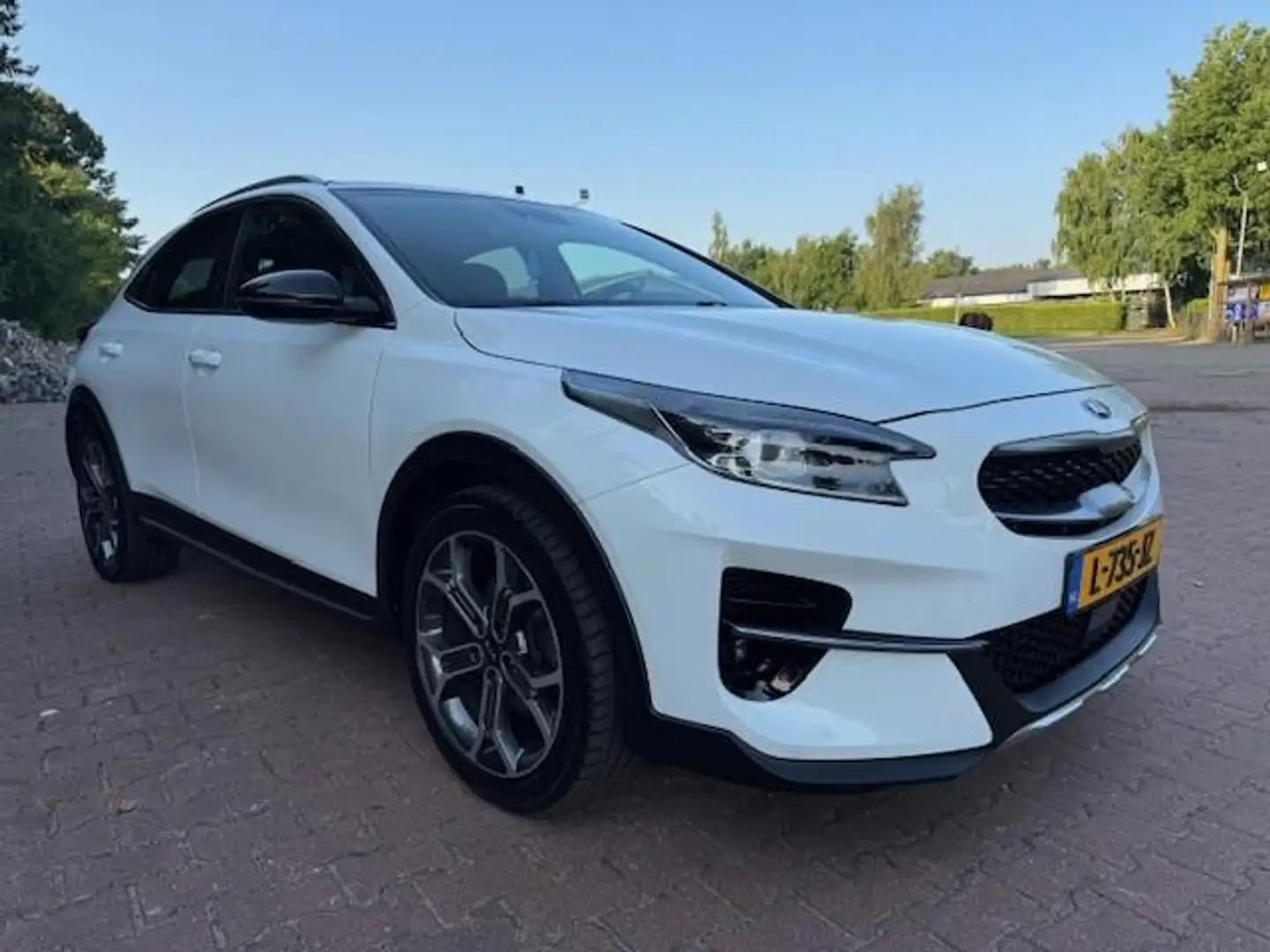 Kia XCeed 1.5 T-GDi MHEV DYNAMIC PLUS LINE/PANO/ACARPLAY/HLE Blanc - 1