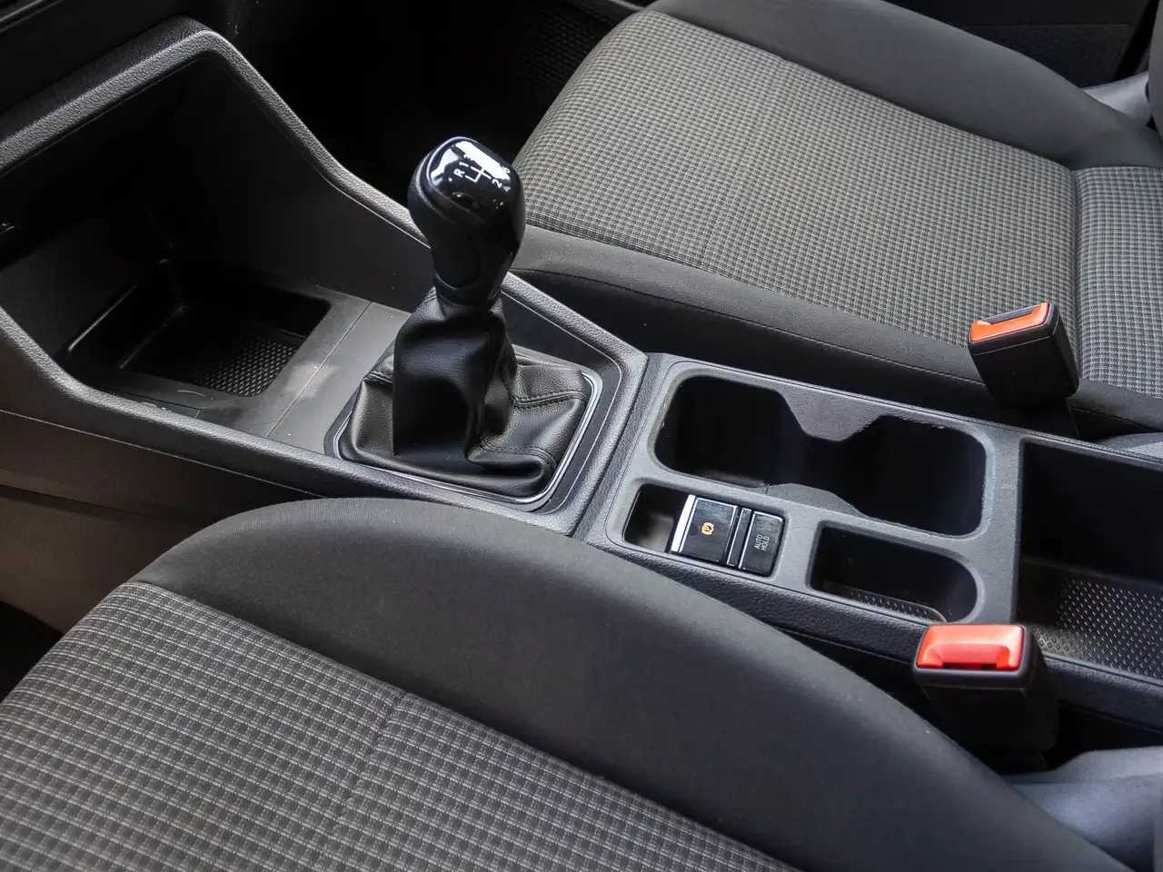 Volkswagen Caddy 1.5 TSI Kombi, Navi, Parkpilot, Klima, миниатюра 16