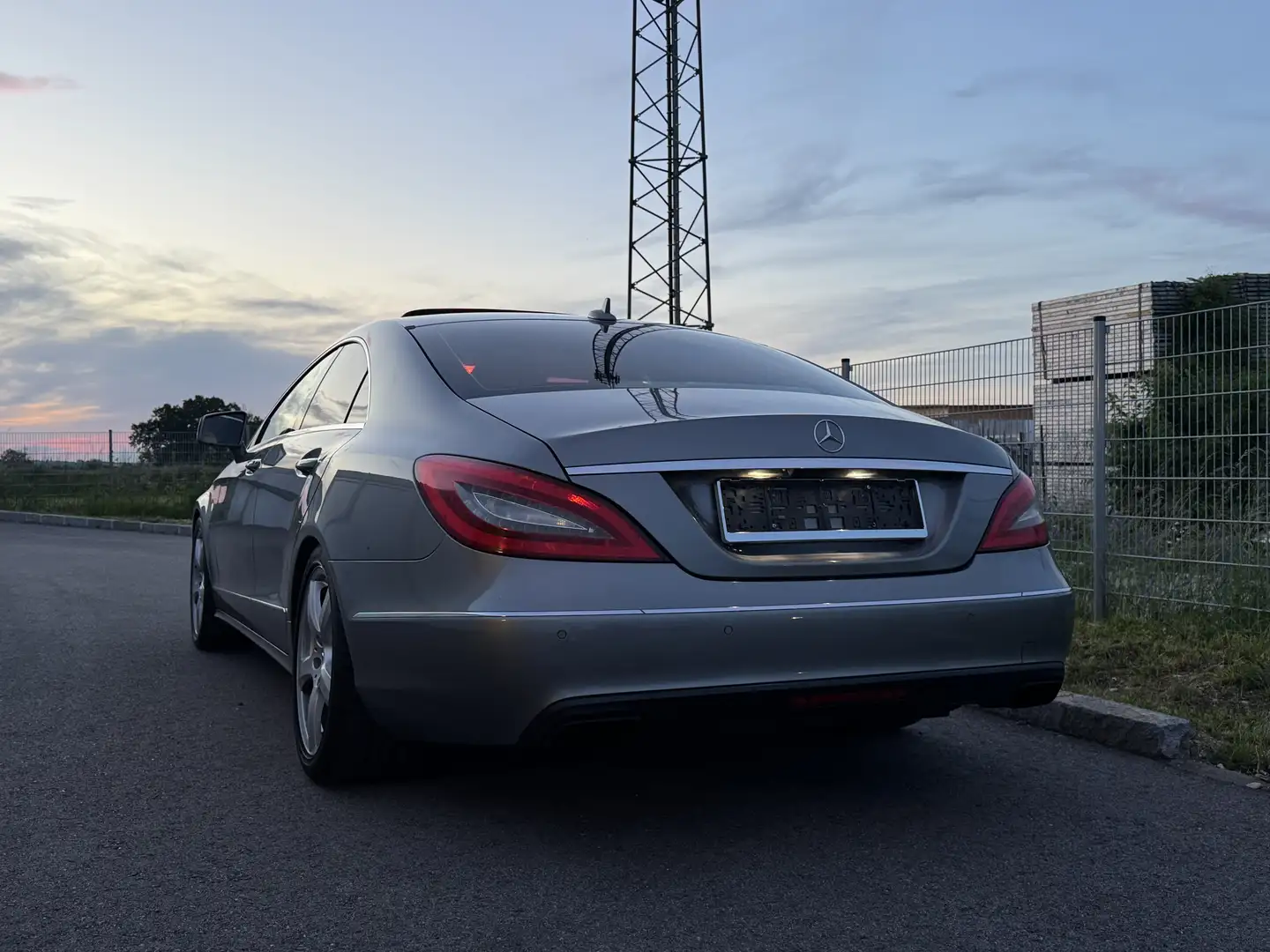 Mercedes-Benz CLS 350 CDI 4MATIC / Vollausstattung - 1