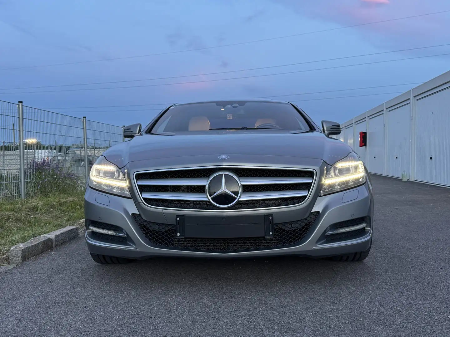 Mercedes-Benz CLS 350 CDI 4MATIC / Vollausstattung - 2