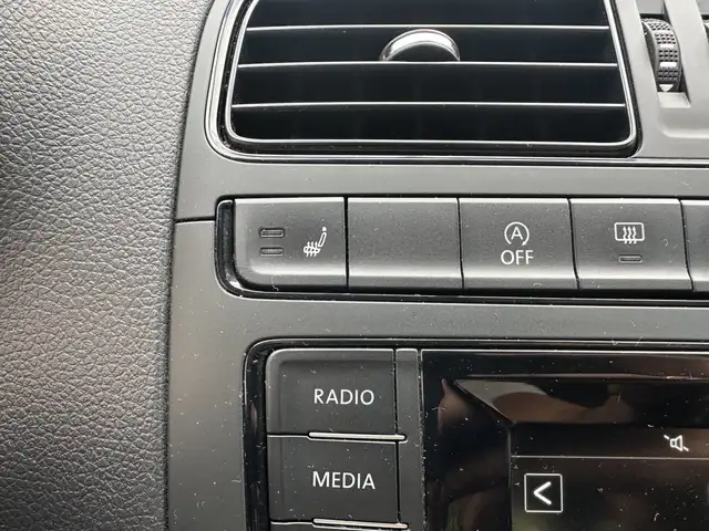 Volkswagen Polo view 11