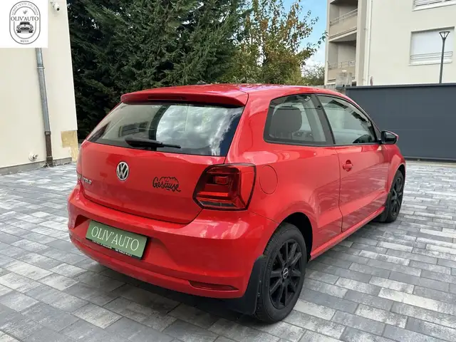 Volkswagen Polo view 4
