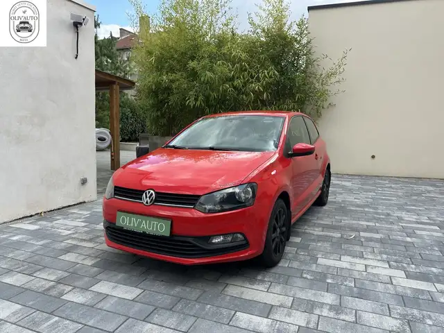 2015 Volkswagen Polo in Red for sale