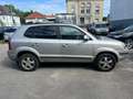 Hyundai TUCSON 2.0 GLS (2WD) mit Gasanlage | Motor raucht weiss Gris - thumbnail 4