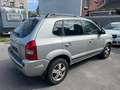 Hyundai TUCSON 2.0 GLS (2WD) mit Gasanlage | Motor raucht weiss Gris - thumbnail 5