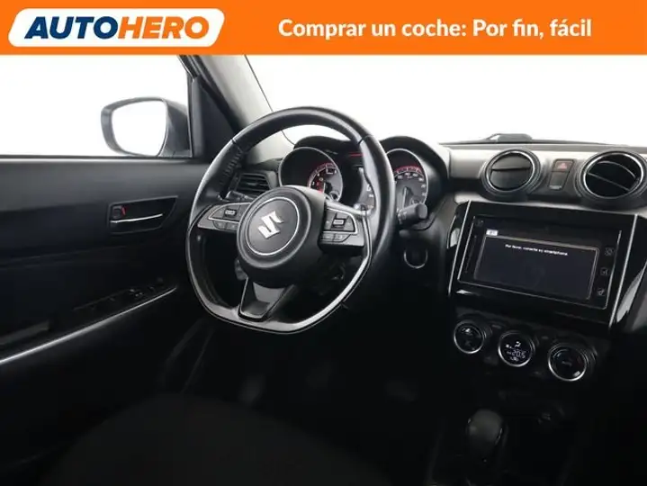 Suzuki Swift 1.2 GLE Mild Hybrid 2022, foto 14