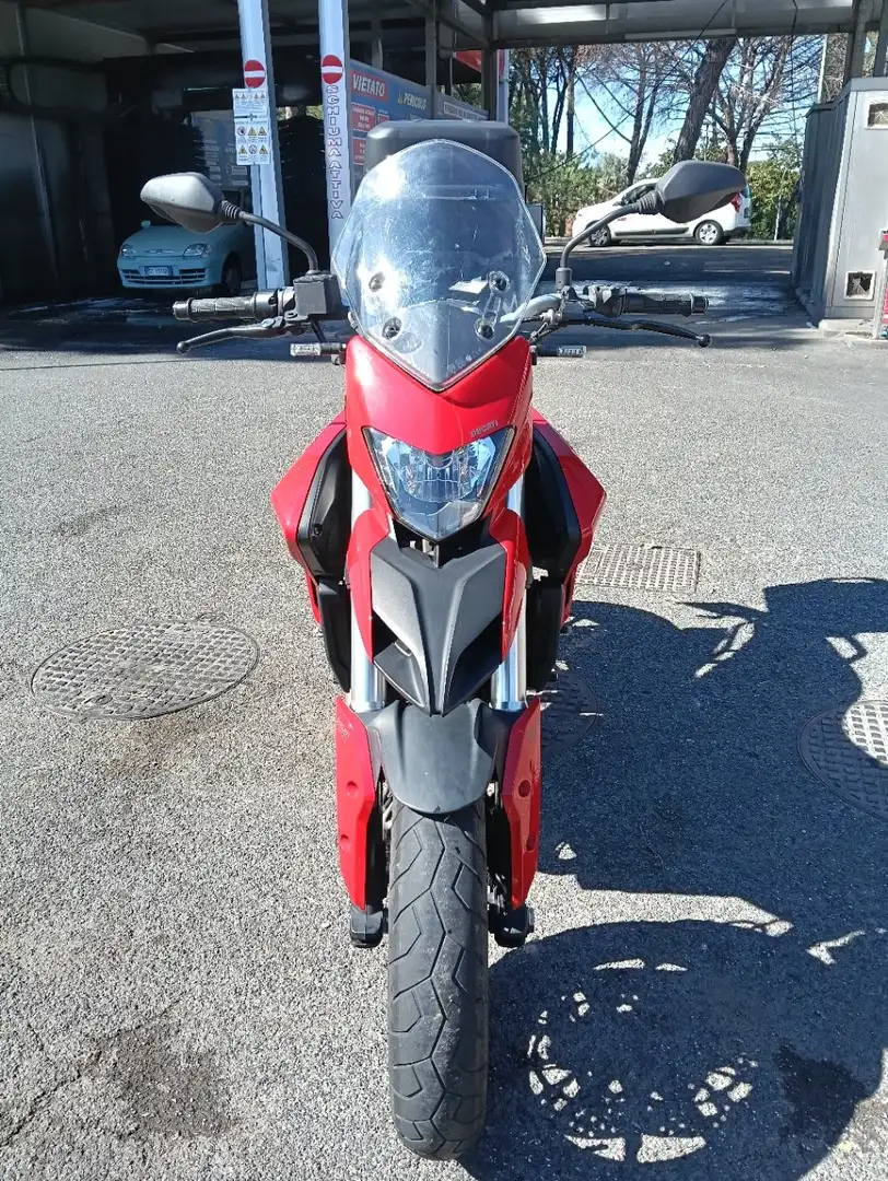 Ducati Hyperstrada 821 Rood - 2