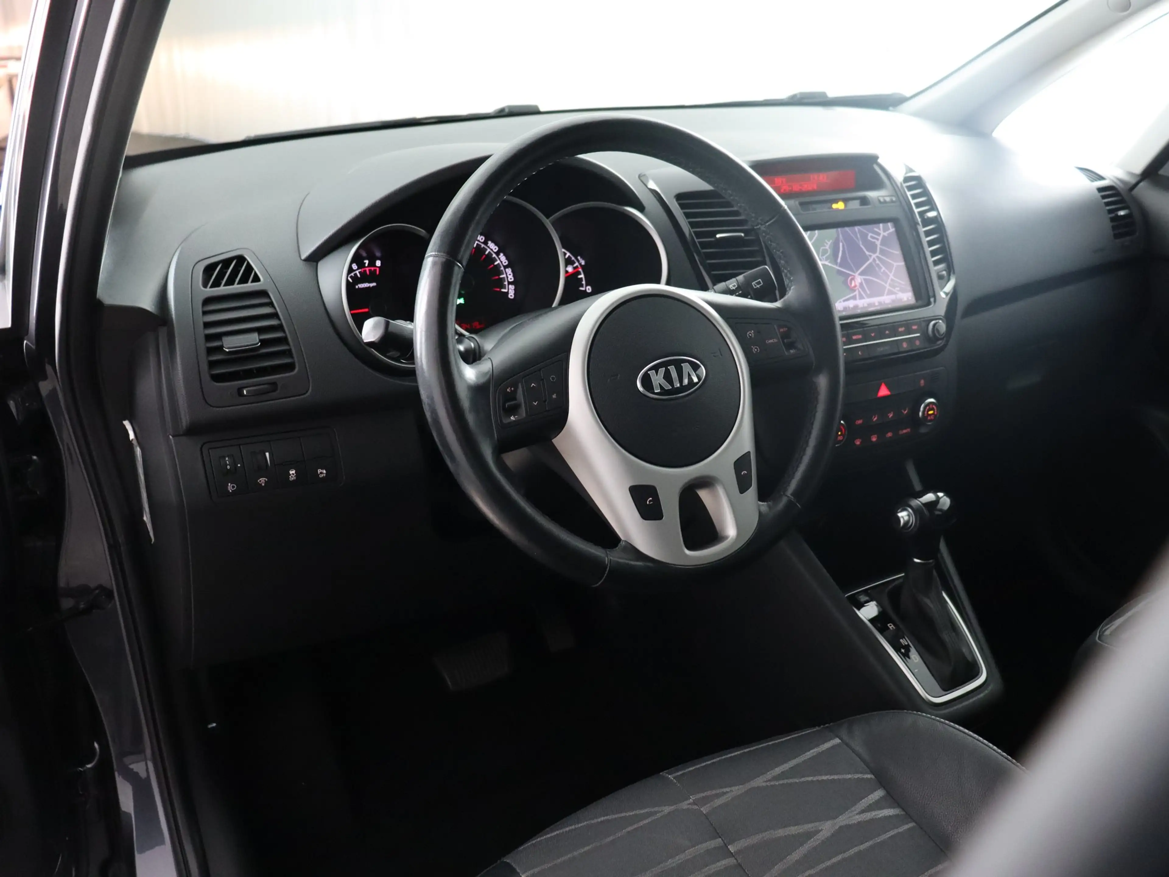Kia Venga 1.6 CVVT DynamicPLusLine (Afn. Trekhaak / Camera / — photo 8