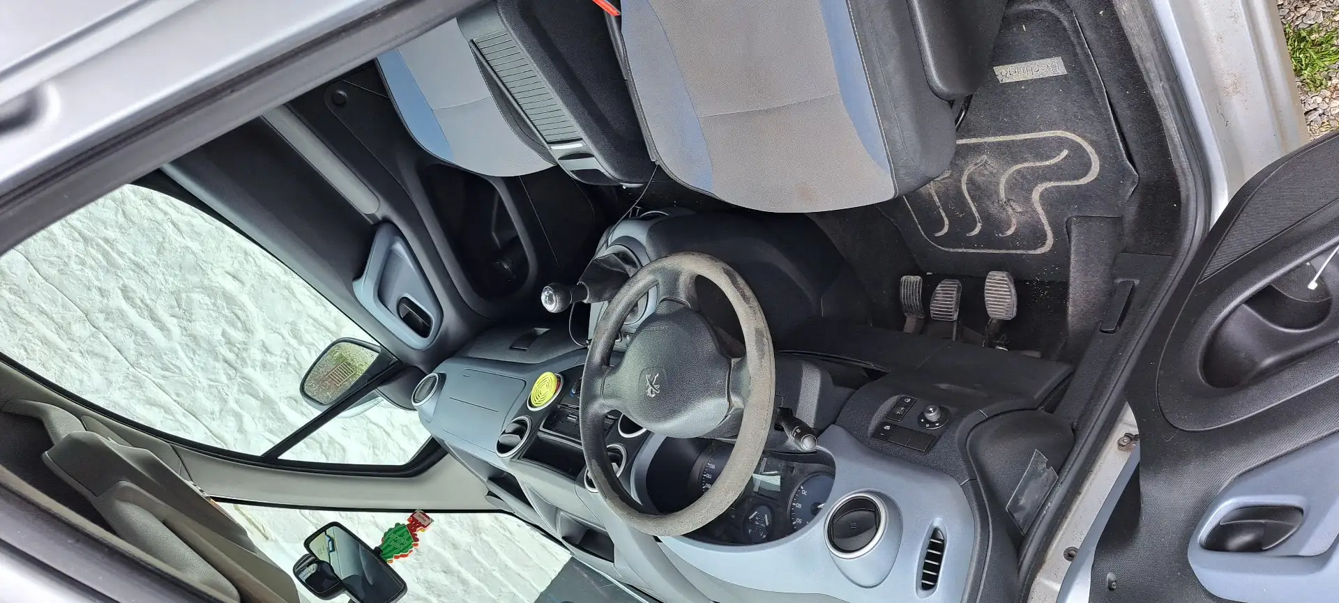 Peugeot Partner Tepee Outdoor 1.6 HDi FAP - 2