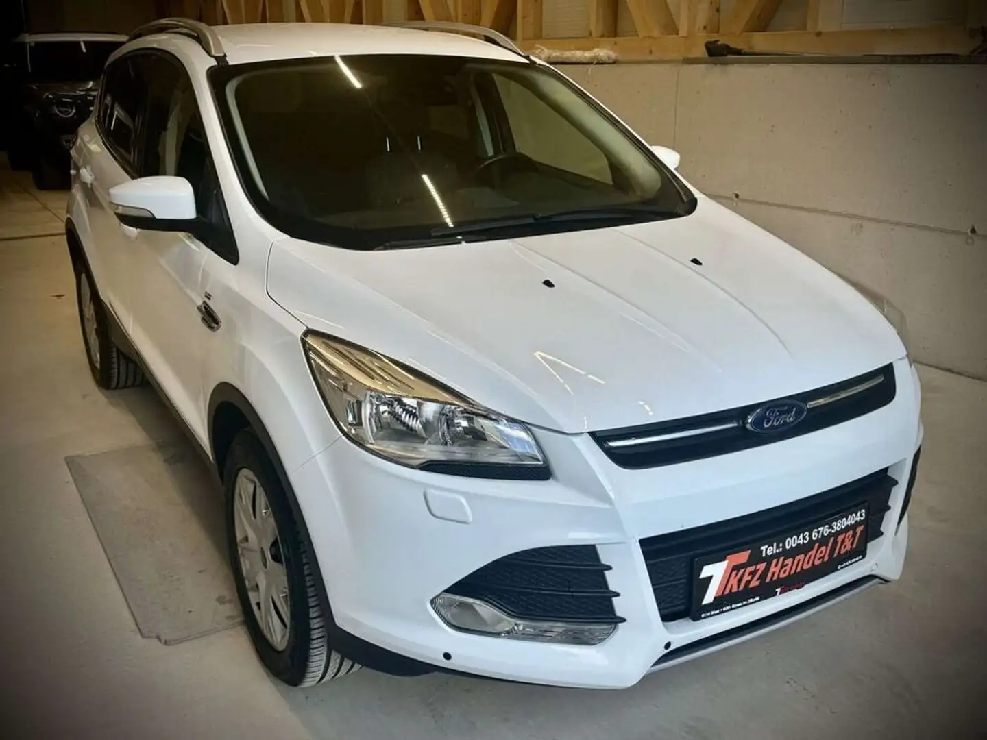 Ford Kuga Trend Weiß - 2