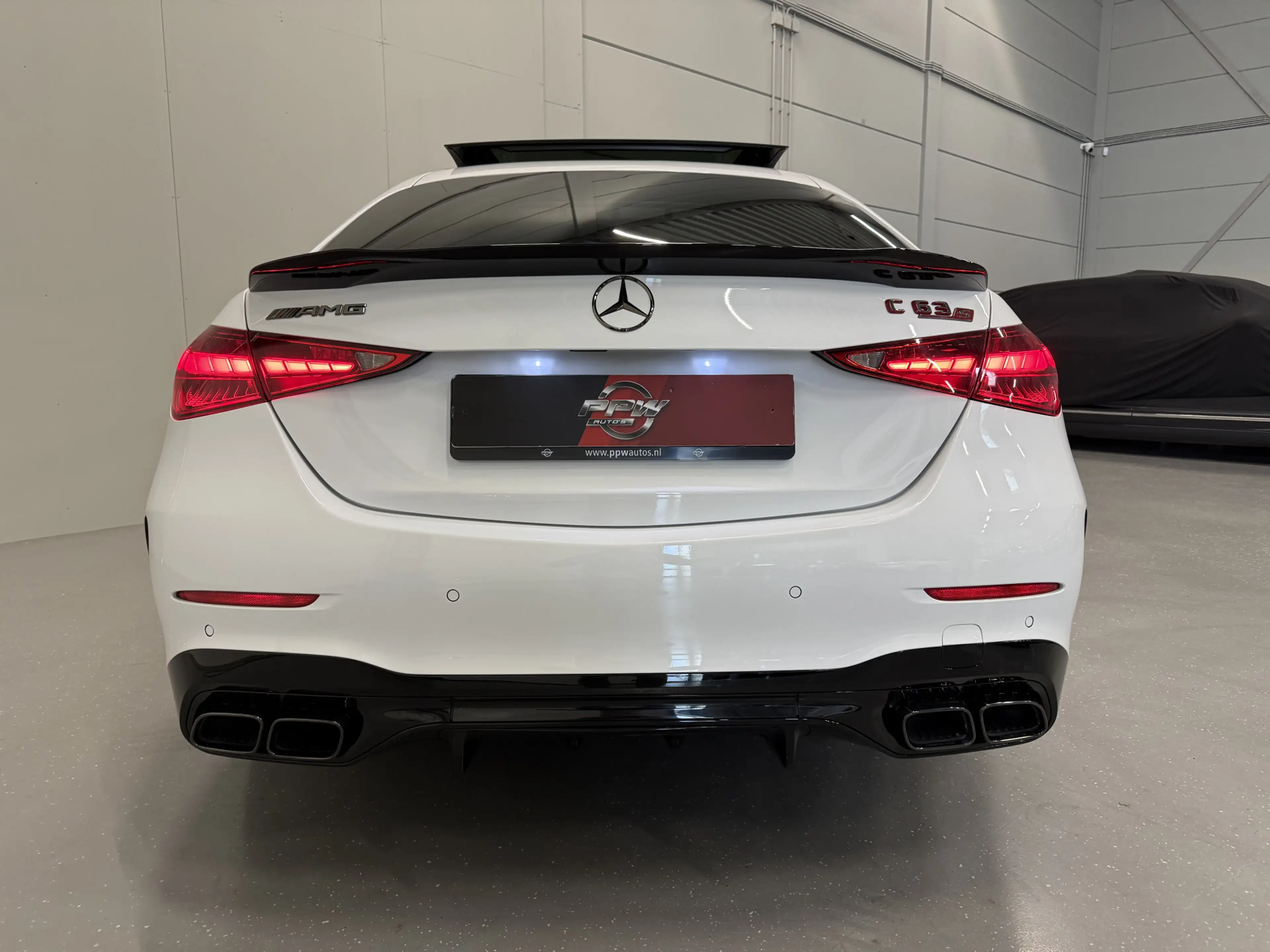 Mercedes-Benz C 63 AMG S E Performance PANO/TREKHAAK/BURMESTER/ACHTERAS-B — photo 9