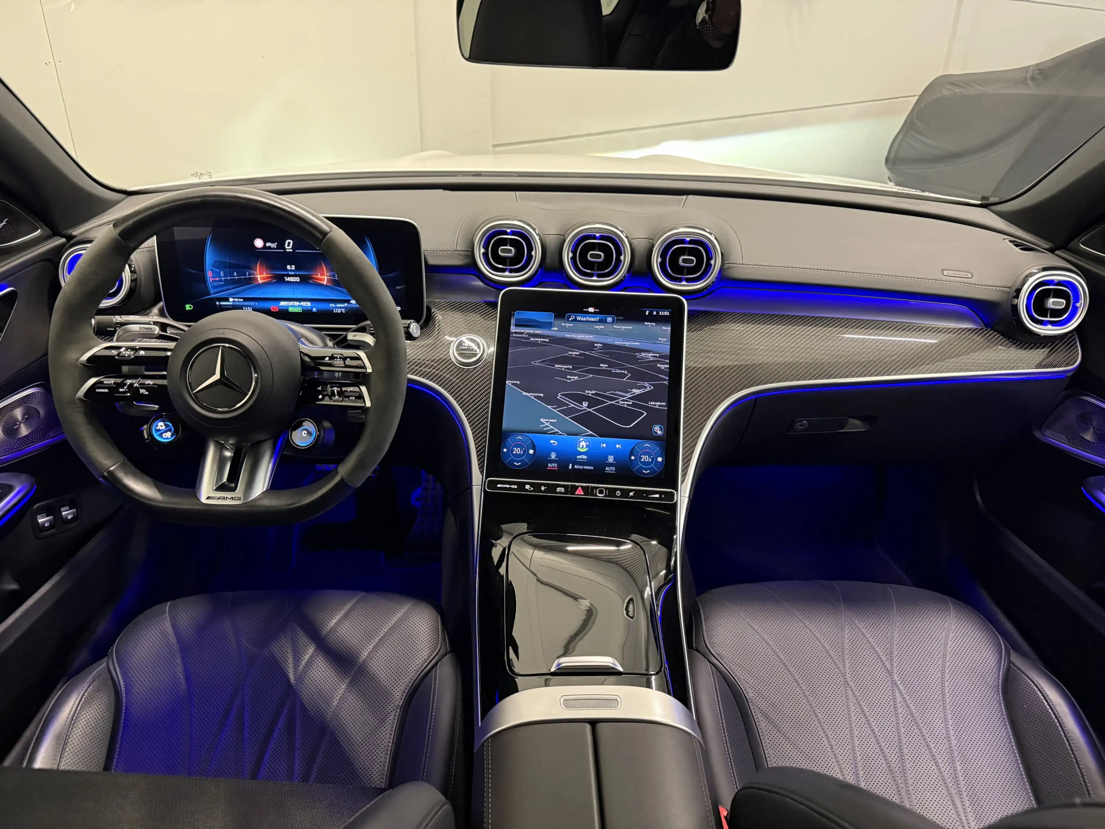 Mercedes-Benz C 63 AMG S E Performance PANO/TREKHAAK/BURMESTER/ACHTERAS-B — photo 15