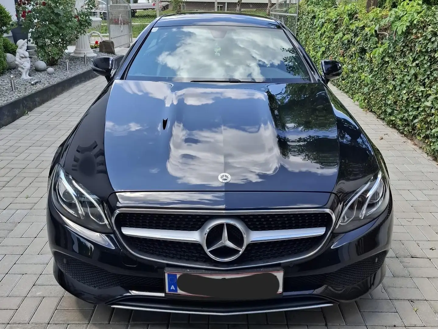 Mercedes-Benz E 200 E 200 Aut. Schwarz - 1
