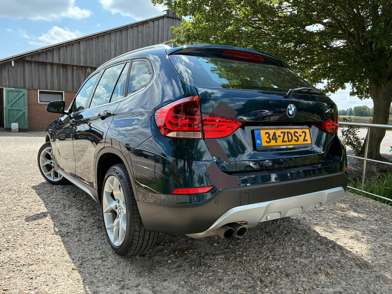 BMW X1 SDrive20i Upgrade Edition | Navi + Leder + Cruise — photo 2