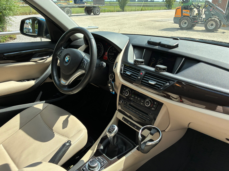 BMW X1 SDrive20i Upgrade Edition | Navi + Leder + Cruise — photo 3
