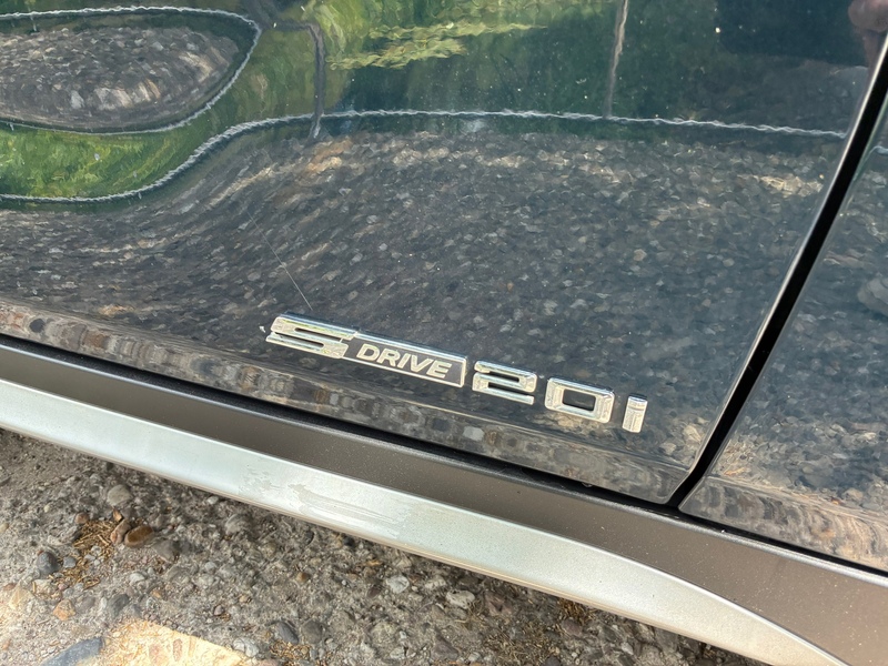 BMW X1 SDrive20i Upgrade Edition | Navi + Leder + Cruise — photo 7