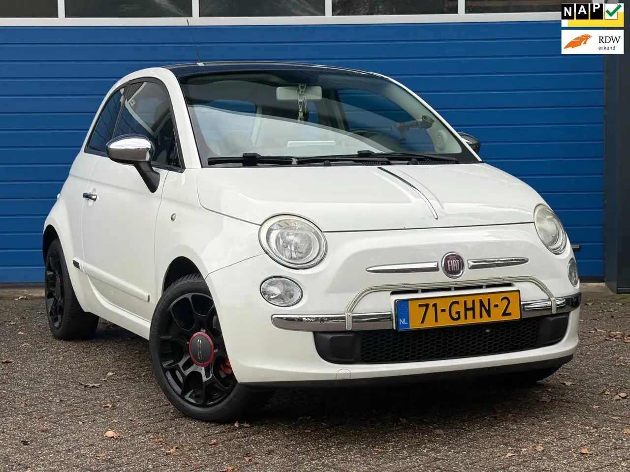 Fiat 500 1.4-16V Lounge Automaat|Leder|Pano.Dak — photo 1 of 17