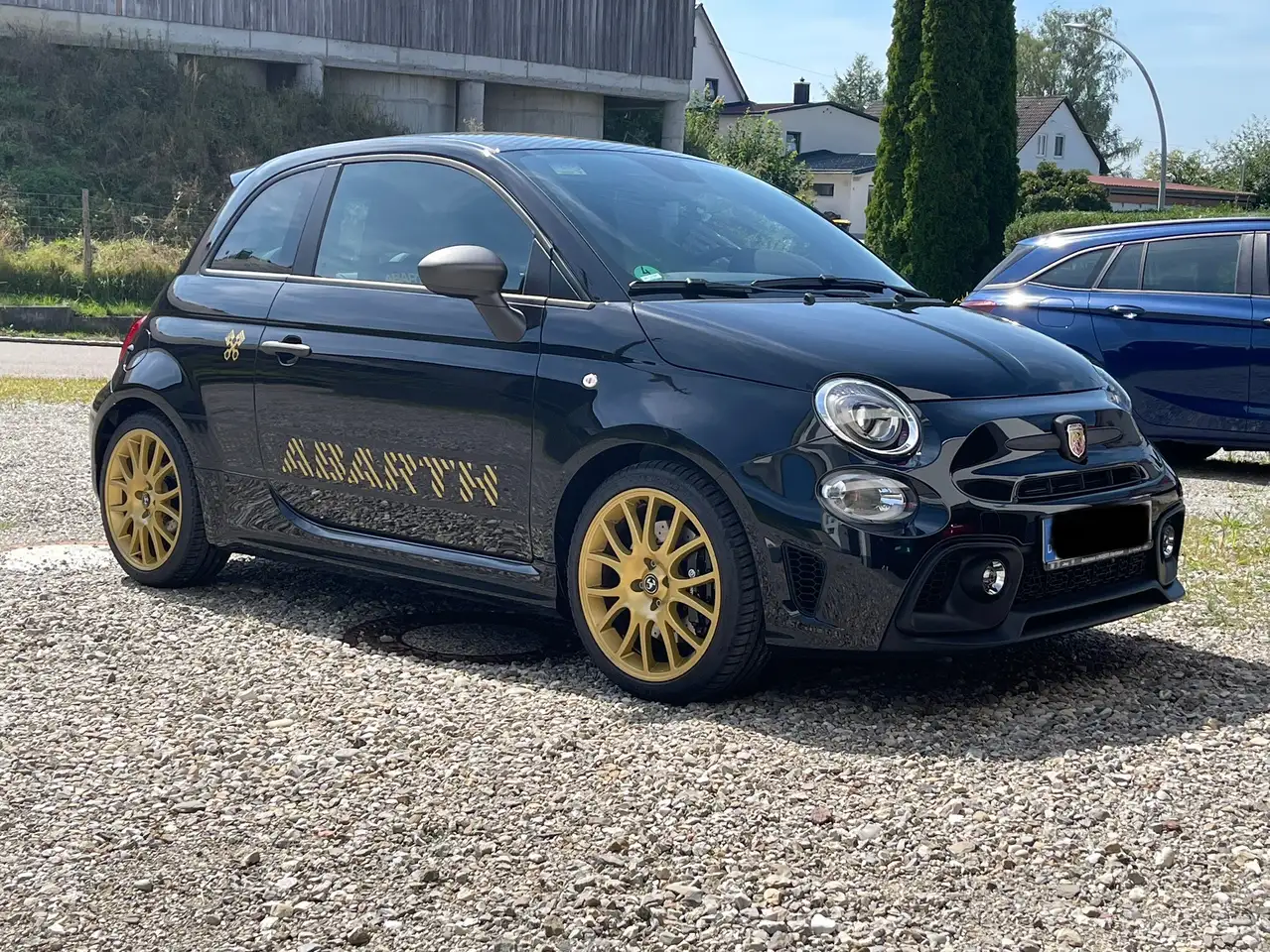 Abarth 695 2024