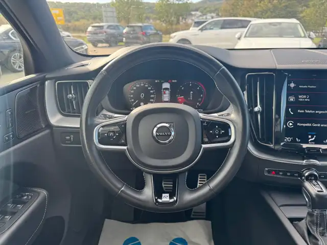 Volvo XC60 view 12