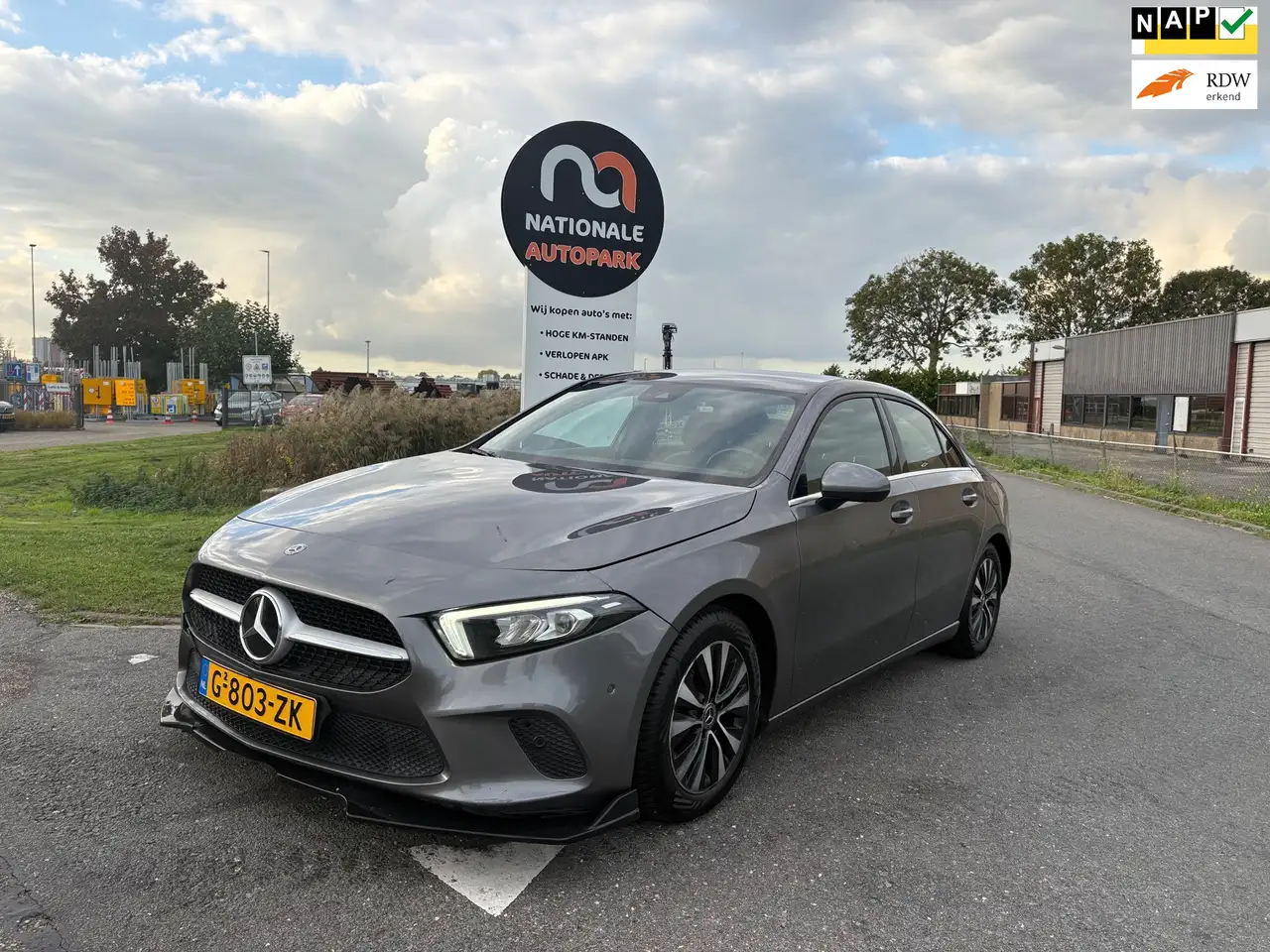 Mercedes-Benz A 200