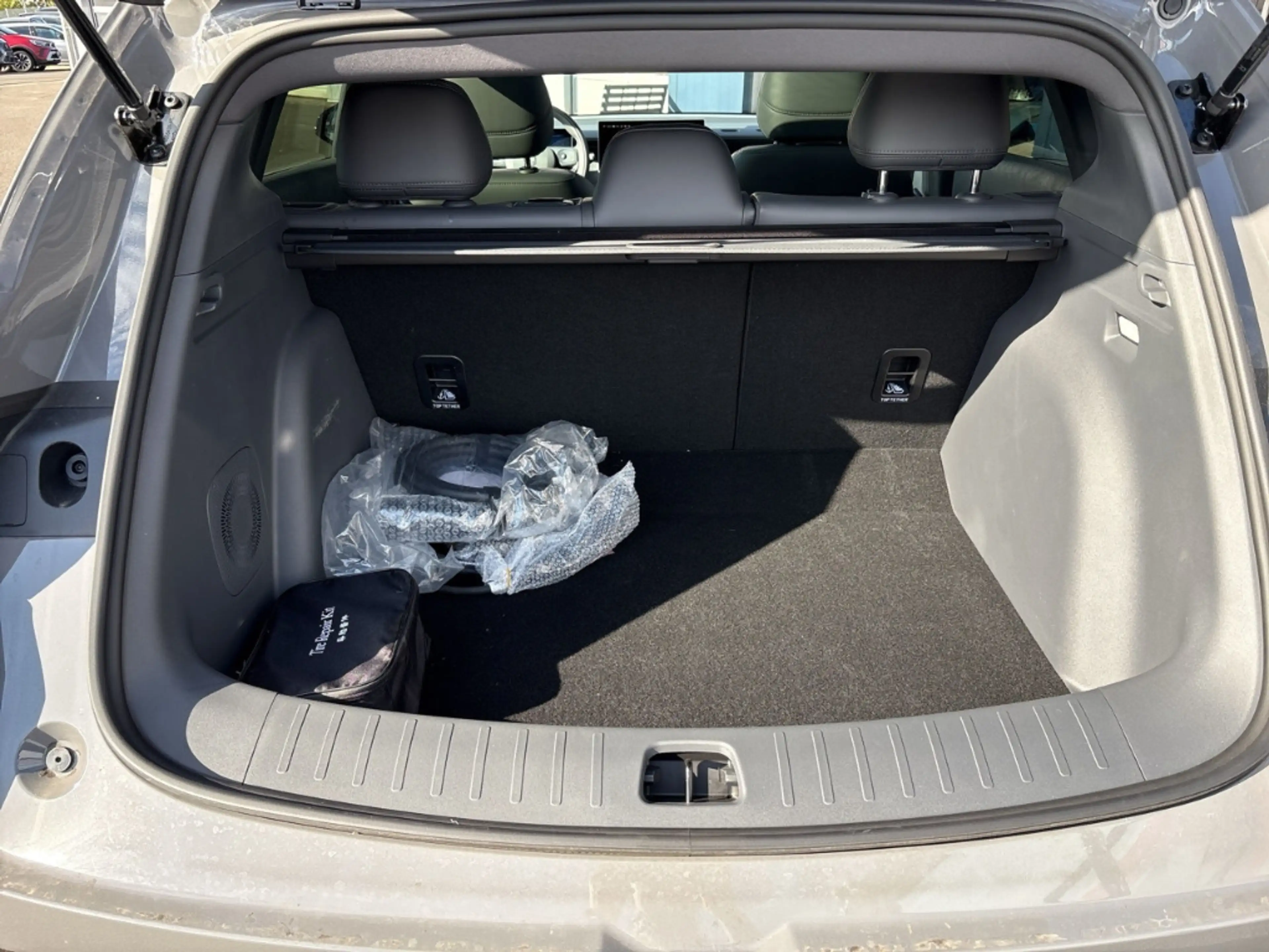 Leapmotor B05 BEV Design Pro Max Panorama Navi Soundsystem 360 K — photo 5