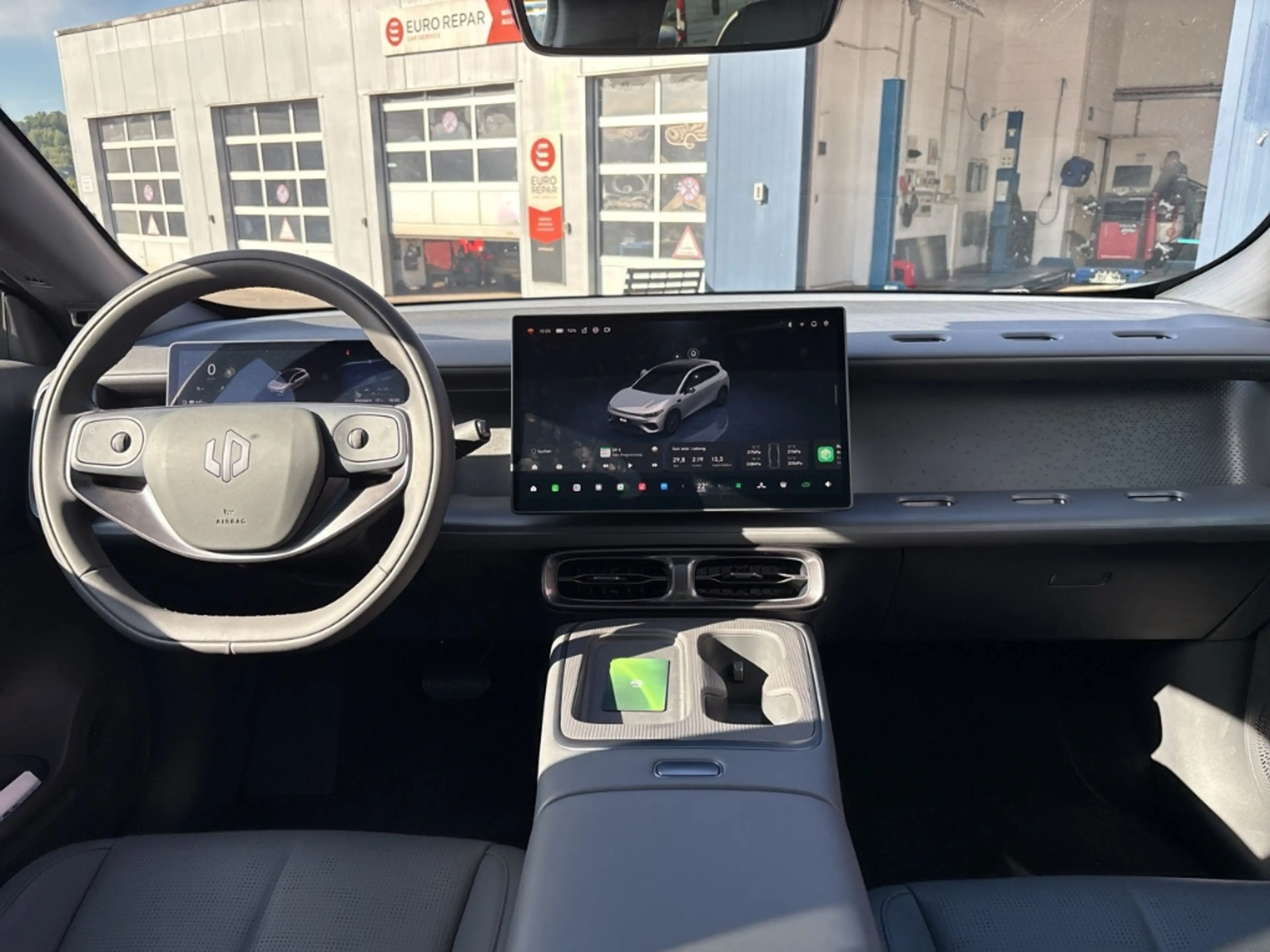 Leapmotor B05 BEV Design Pro Max Panorama Navi Soundsystem 360 K — photo 7