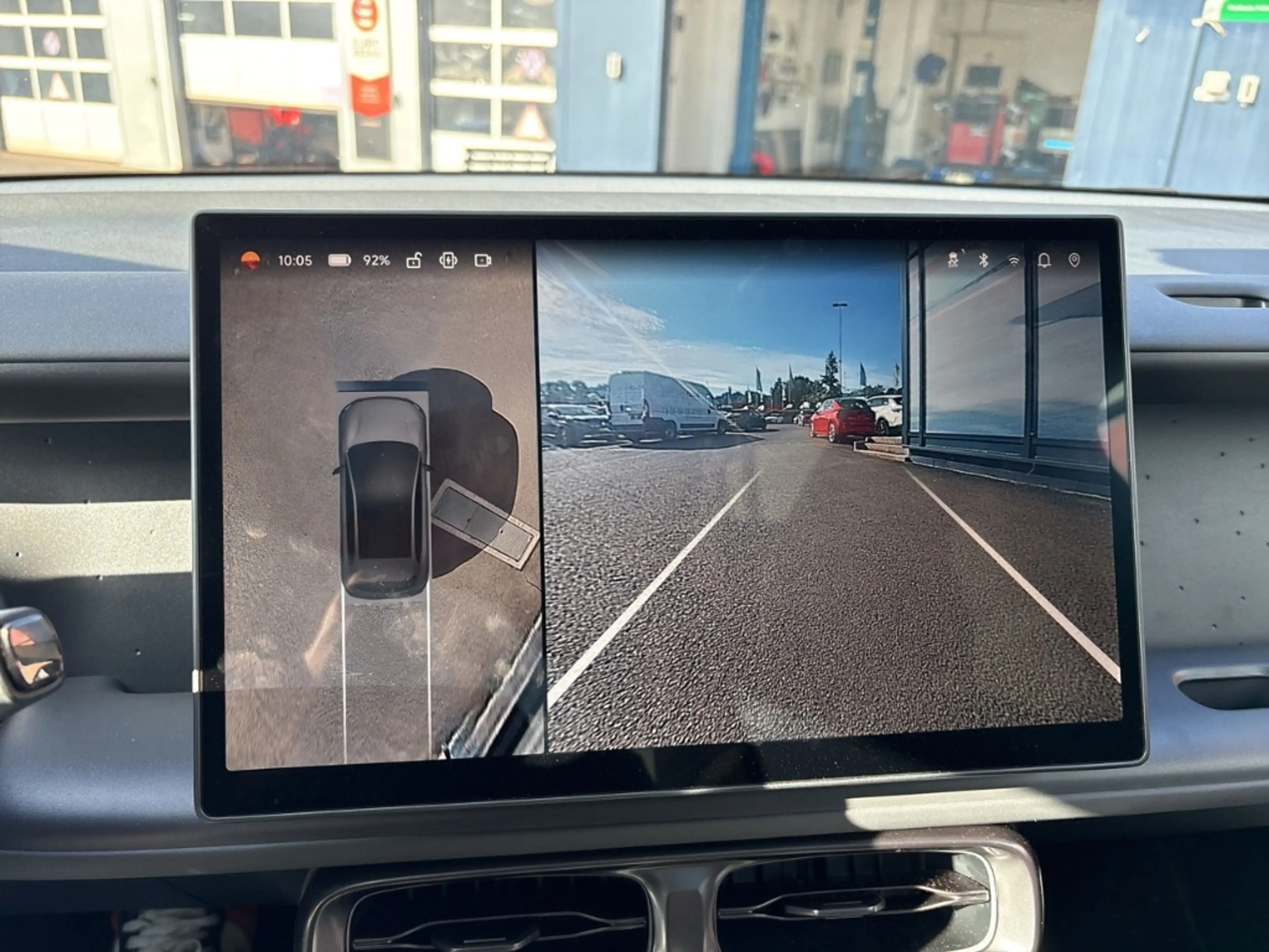 Leapmotor B05 BEV Design Pro Max Panorama Navi Soundsystem 360 K — photo 13