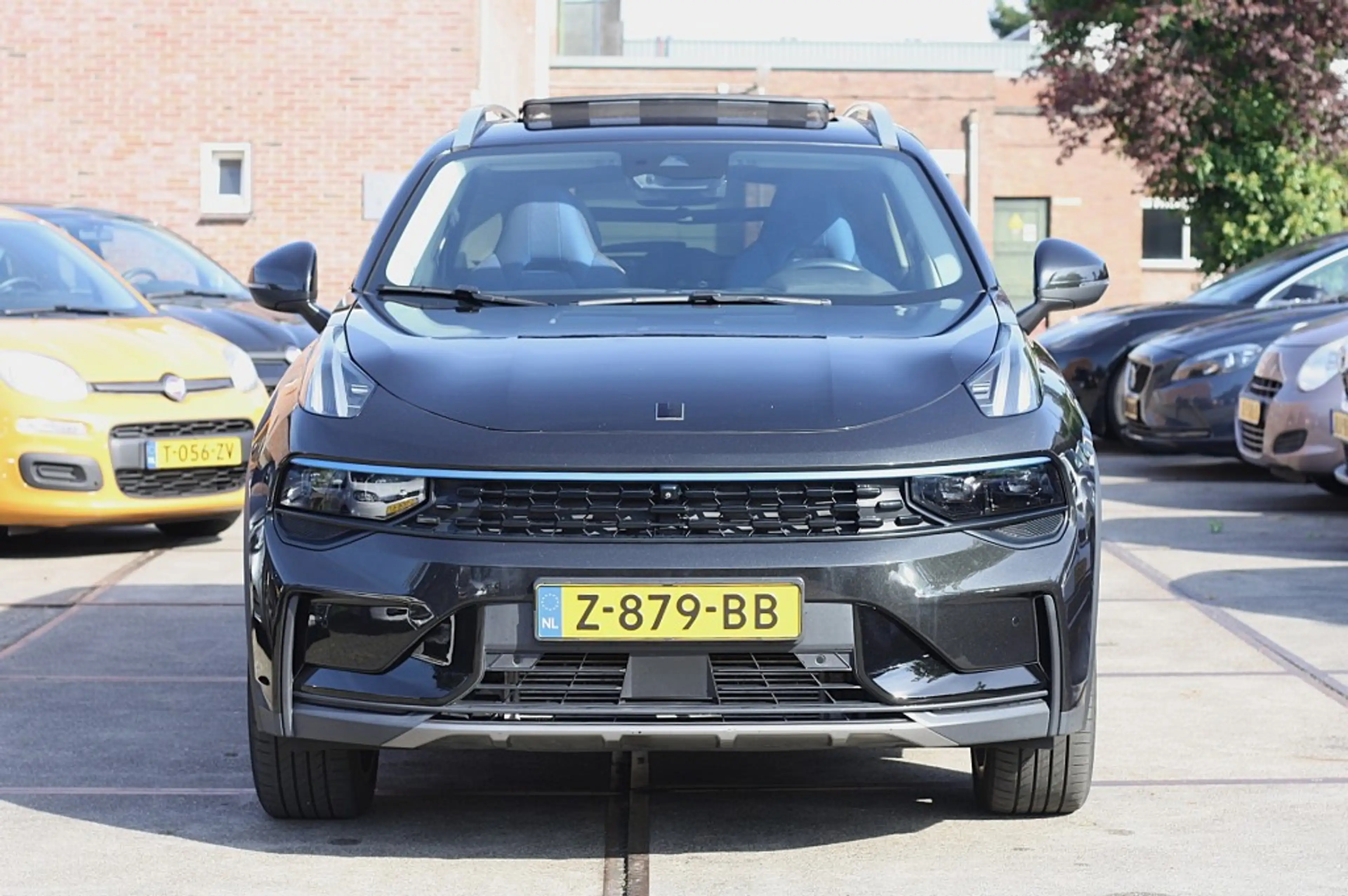 Lynk & Co 01 1.5 Plug-in Hybrid / 360 Camera / Pano / Carplay — photo 3