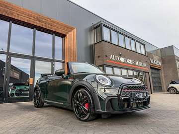 2.0 JCW Pack F1 aut 231pk Rebelgreen/Camera/Hk/Vol