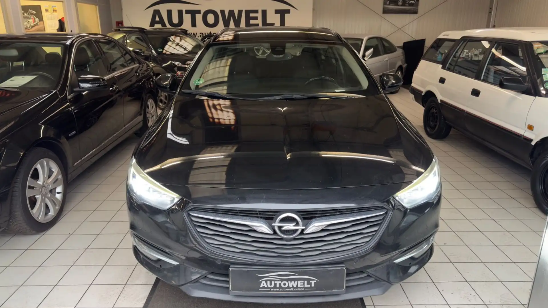 Opel Insignia B Sports Tourer Innovation*TÜVneu*Temp* Schwarz - 2