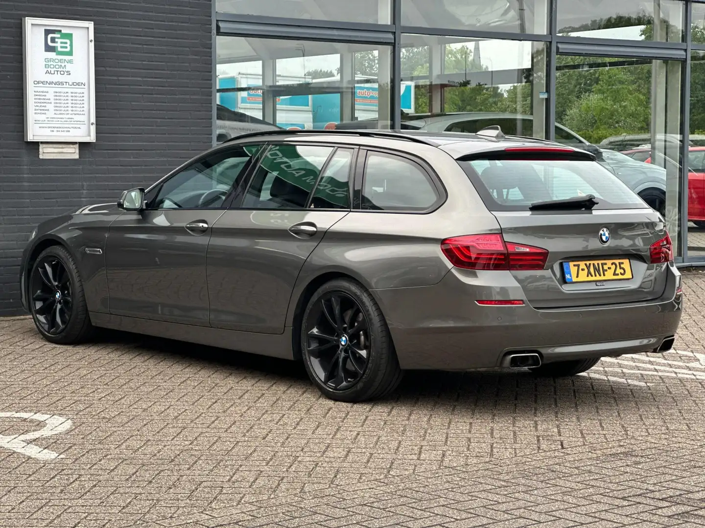 BMW 550 5-serie Touring 550i High Executive / NAVI /LED / Gris - 2