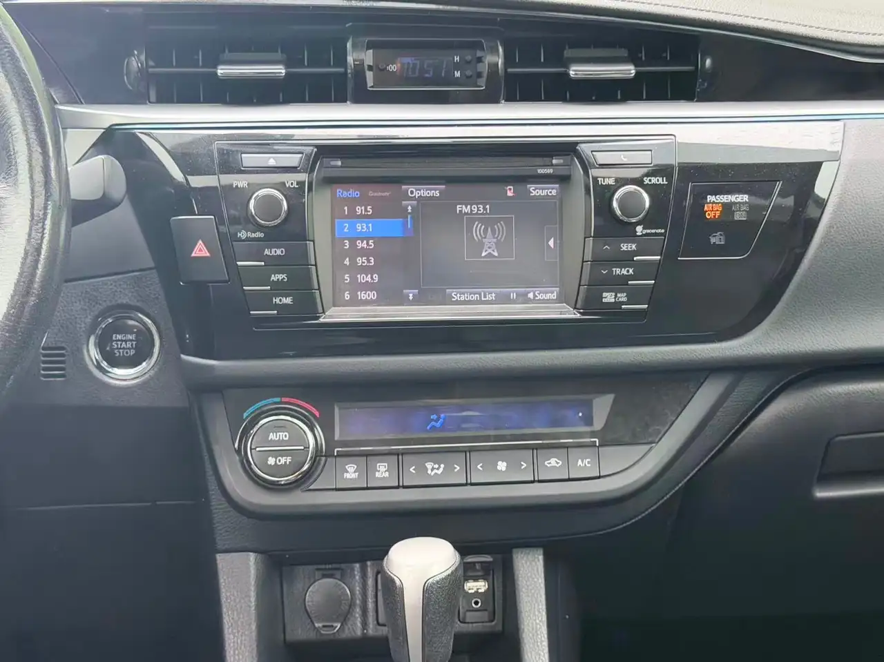 Toyota Corolla снимка Toyota Corolla
