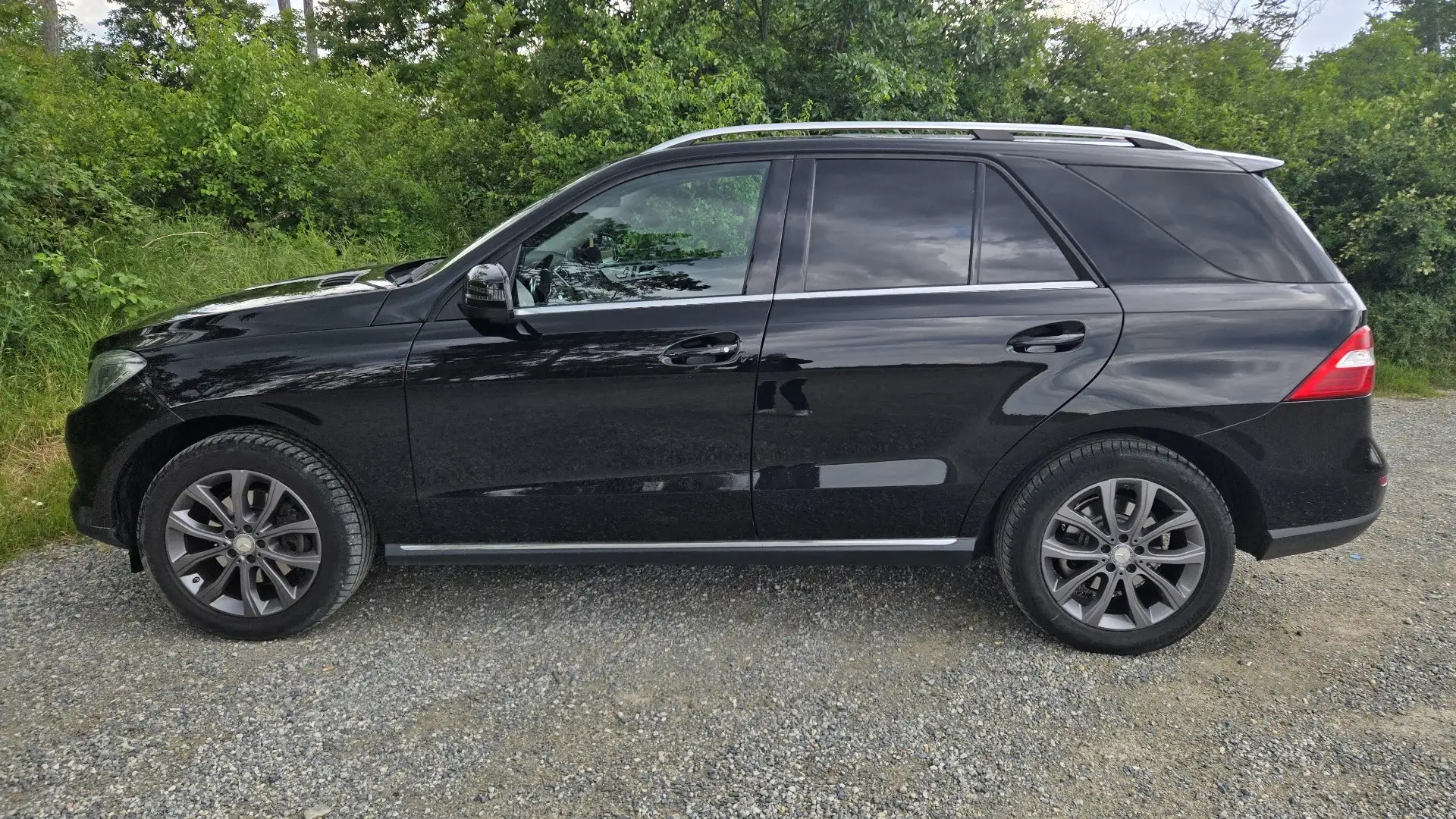 Mercedes-Benz ML 350 Bluetec 4Matic Czarny - 1