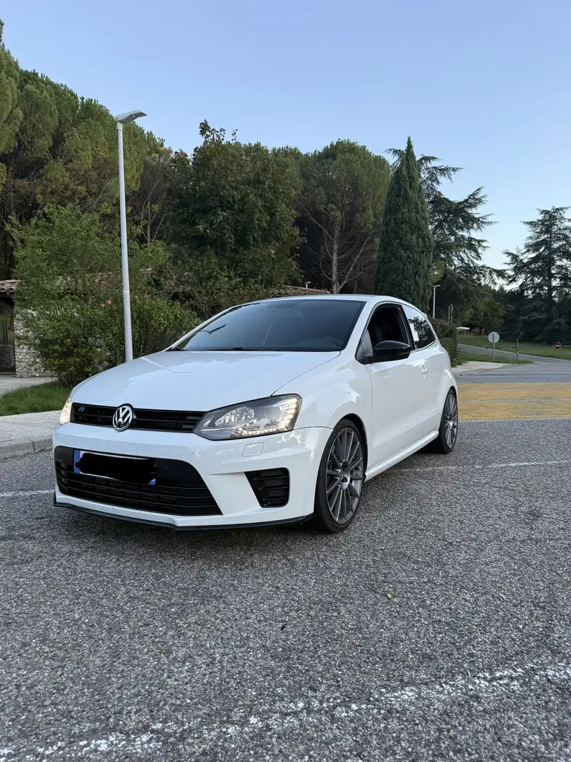 Volkswagen Polo R WRC 2.0 TSI 220 - 1