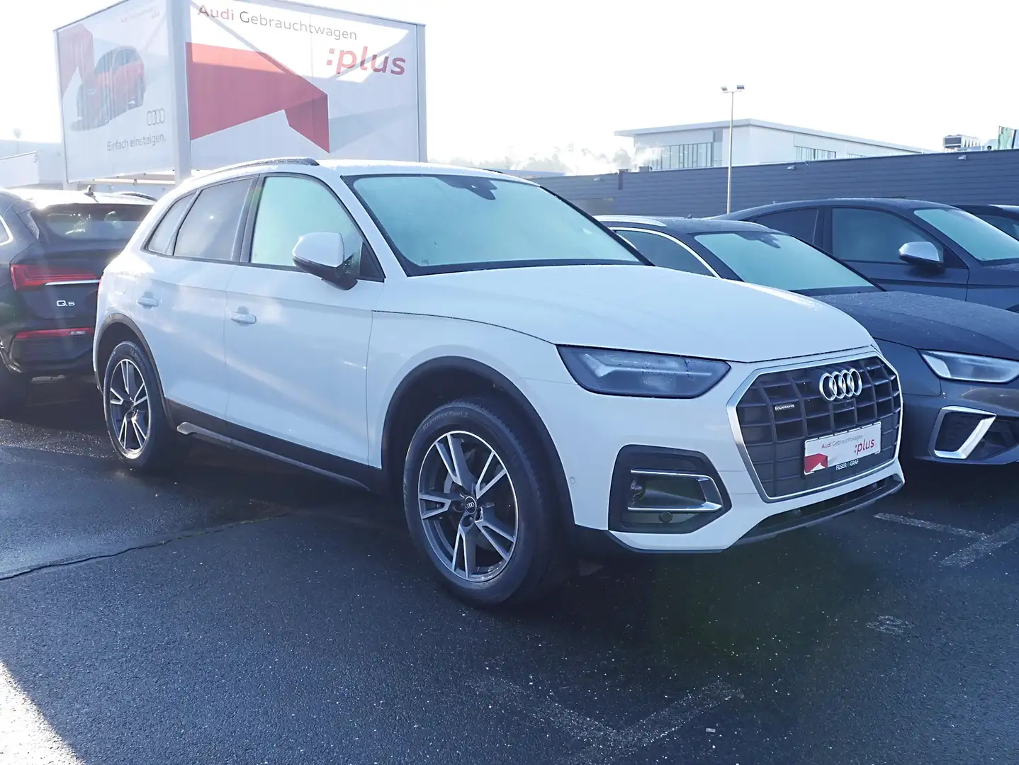 Audi Q5 50 TFSI e Navi,AHK,LED,R-Kamera,SHZ,Tempomat Wit - 2