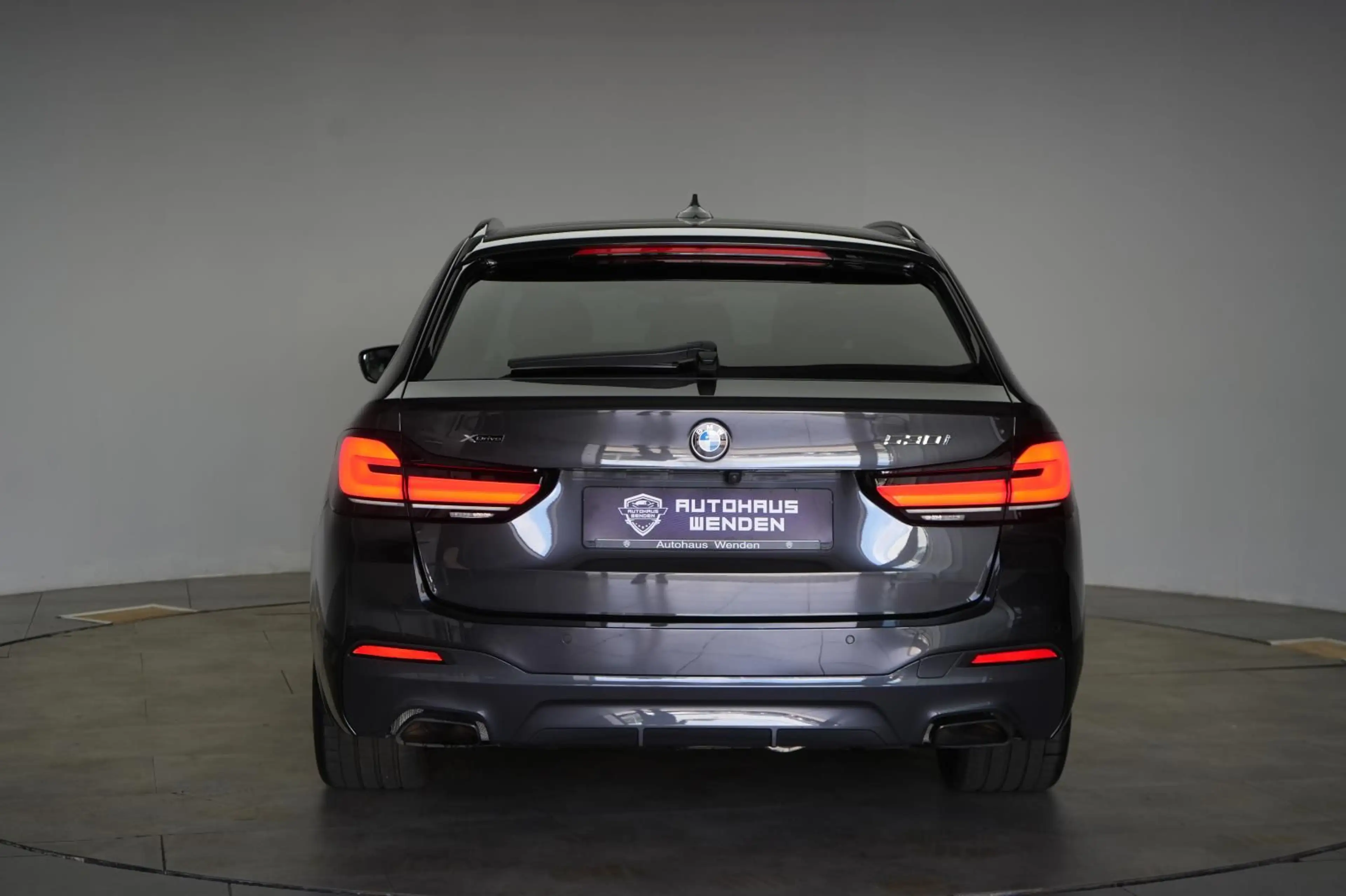 BMW 530 i xDrive Touring M-Sport Laser/HUD/Pano/AHK — photo 5
