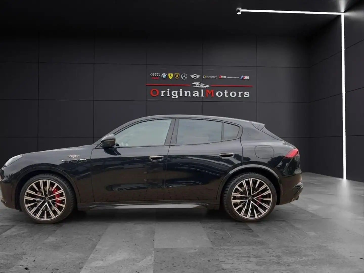 Maserati Grecale 3.0 V6 Trofeo 530cv auto/TETTO PANORAMICO/FULL OPT Nero - 1