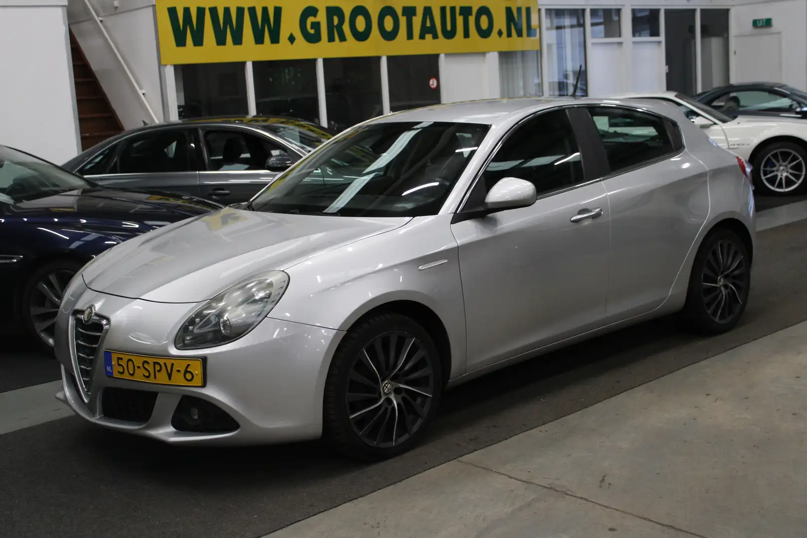 Alfa Romeo Giulietta 1.4 T Distinctive Airco, Leer, Volledig onderhoude Gri - 1
