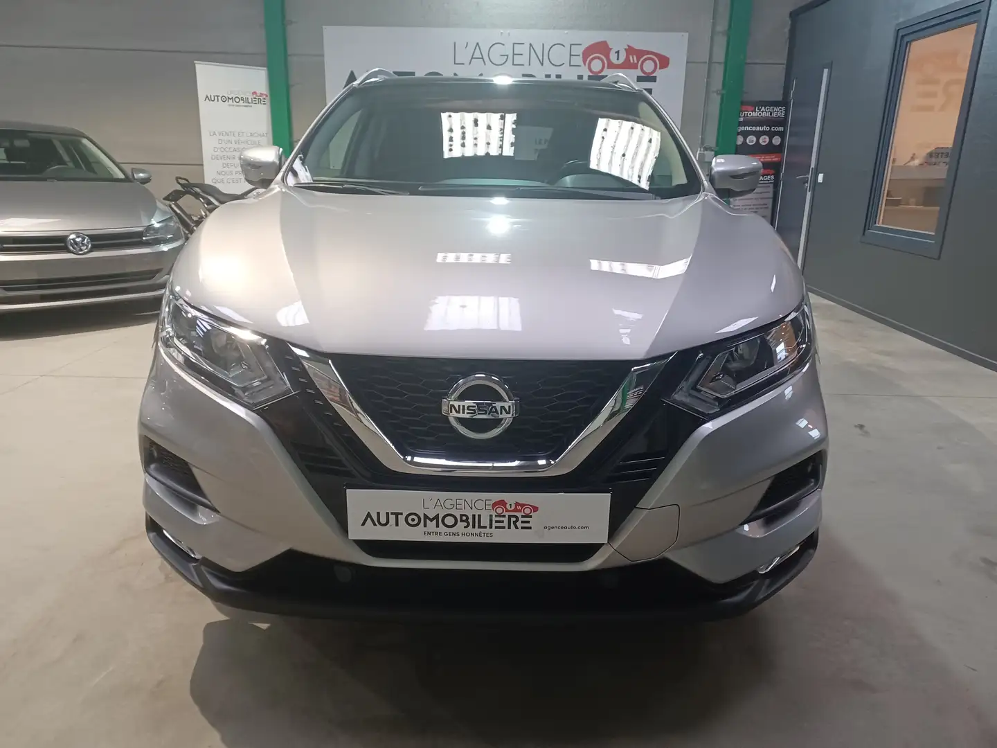 Nissan Qashqai Qashqai 1.5 dCi New Tekna+Gps,Pano,Caméra !!! Argent - 2