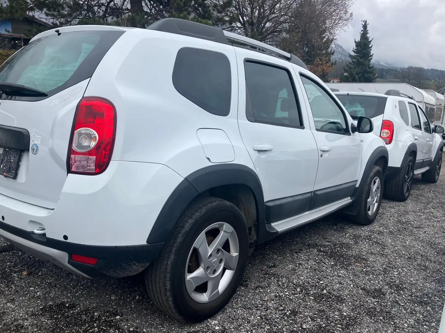 Dacia Duster Laureate 4x4 Weiß - 1