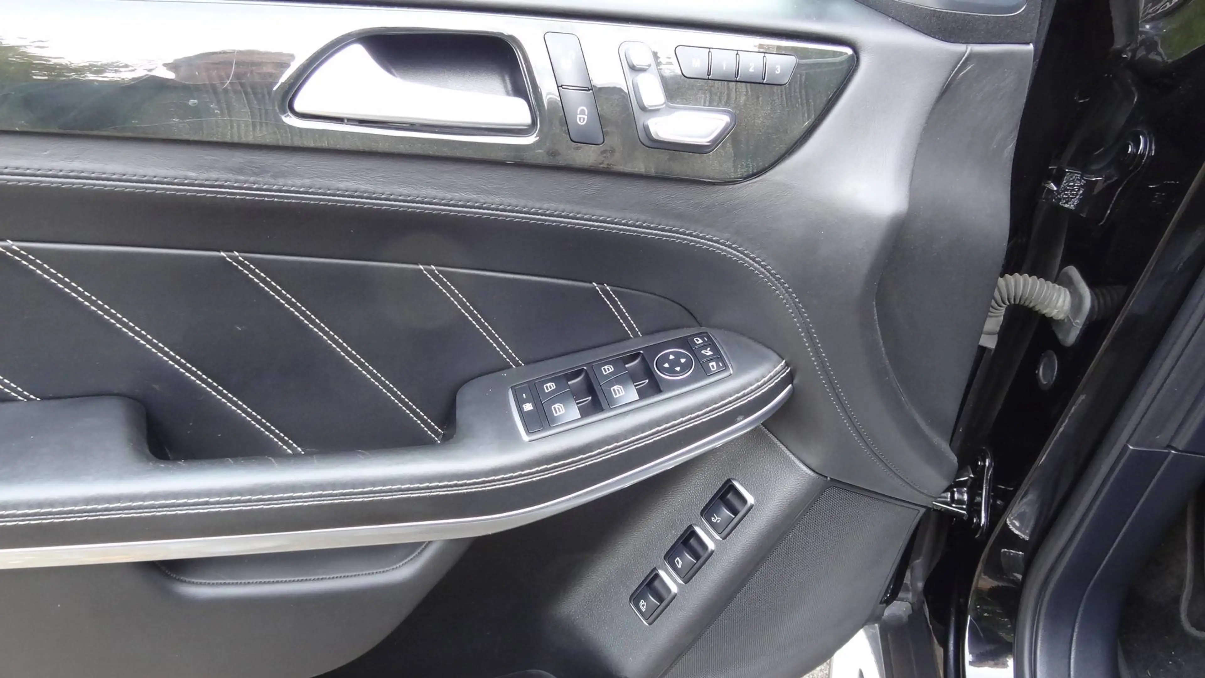 Mercedes-Benz GLS 63 AMG GLS 63 AMG 4Matic AHK 7-Sitze Luft Leder Softclose — photo 9