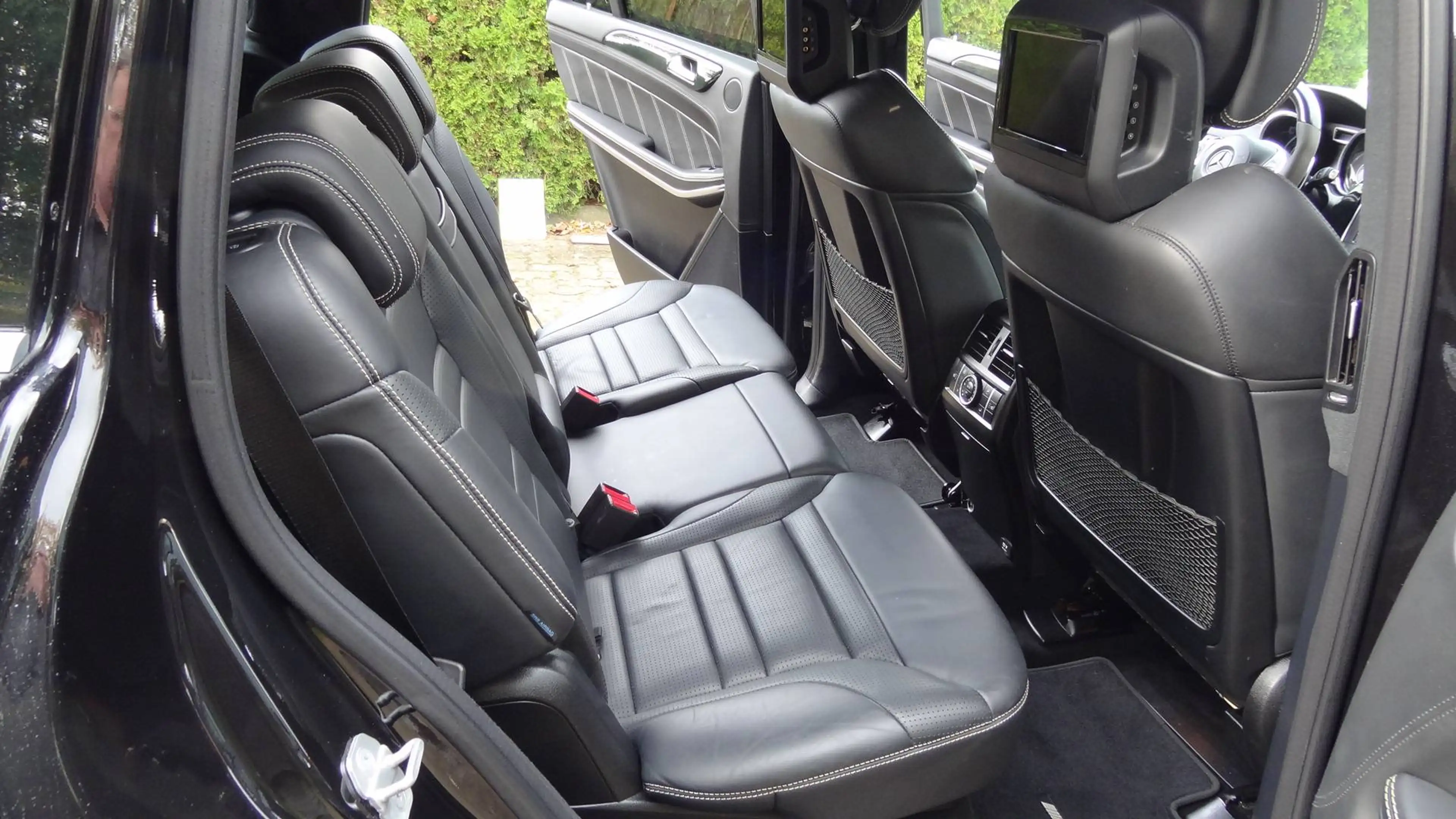 Mercedes-Benz GLS 63 AMG GLS 63 AMG 4Matic AHK 7-Sitze Luft Leder Softclose — photo 14