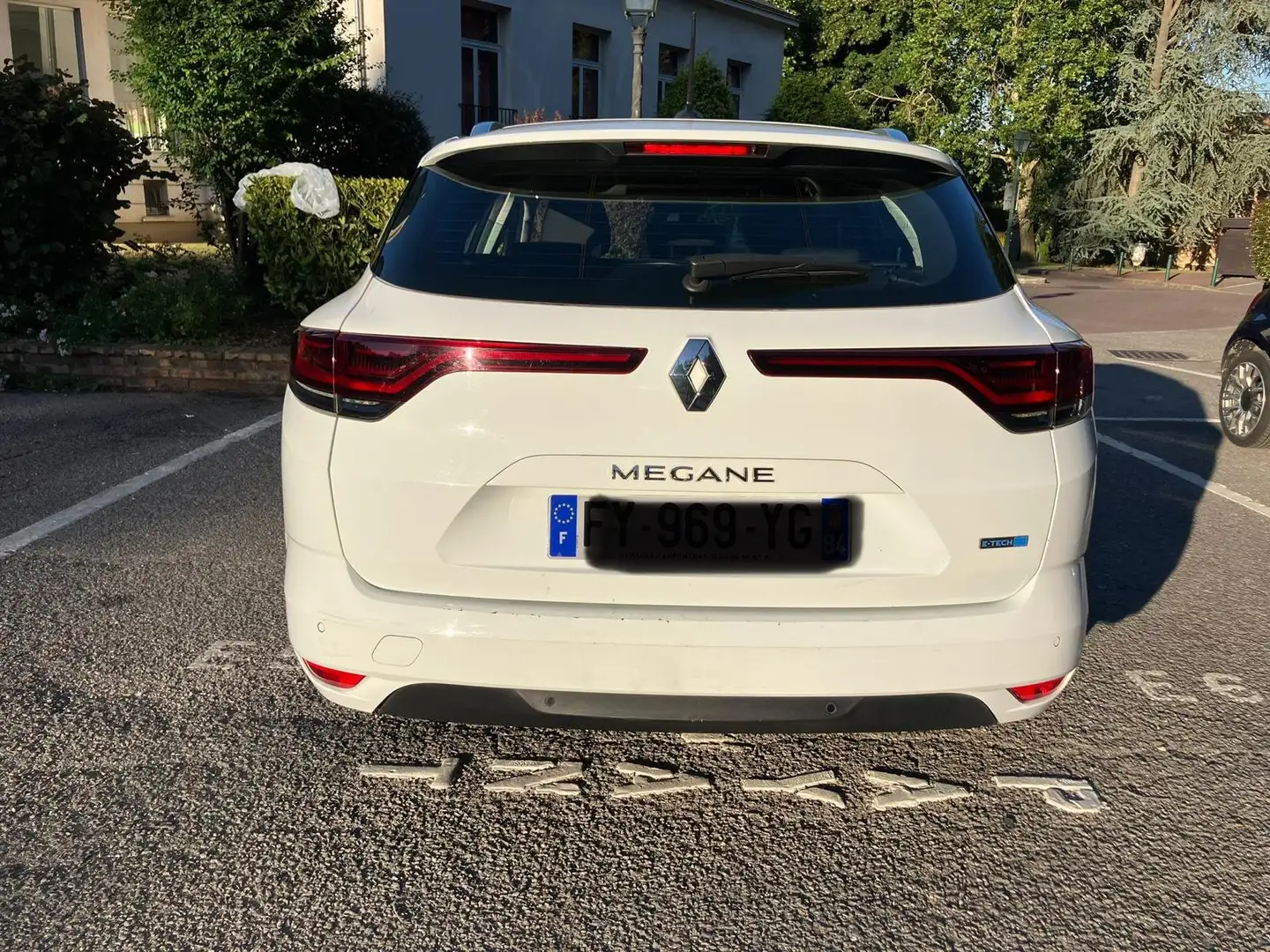 Renault Megane E-Tech Megane IV plug-in hybrid Blanc - 2