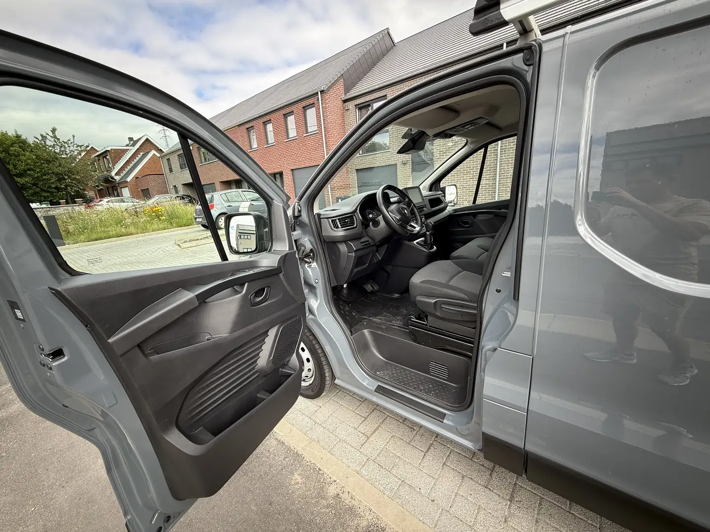 Renault Trafic Grand Passenger 2.0 Blue dCi Intens EDC - 2